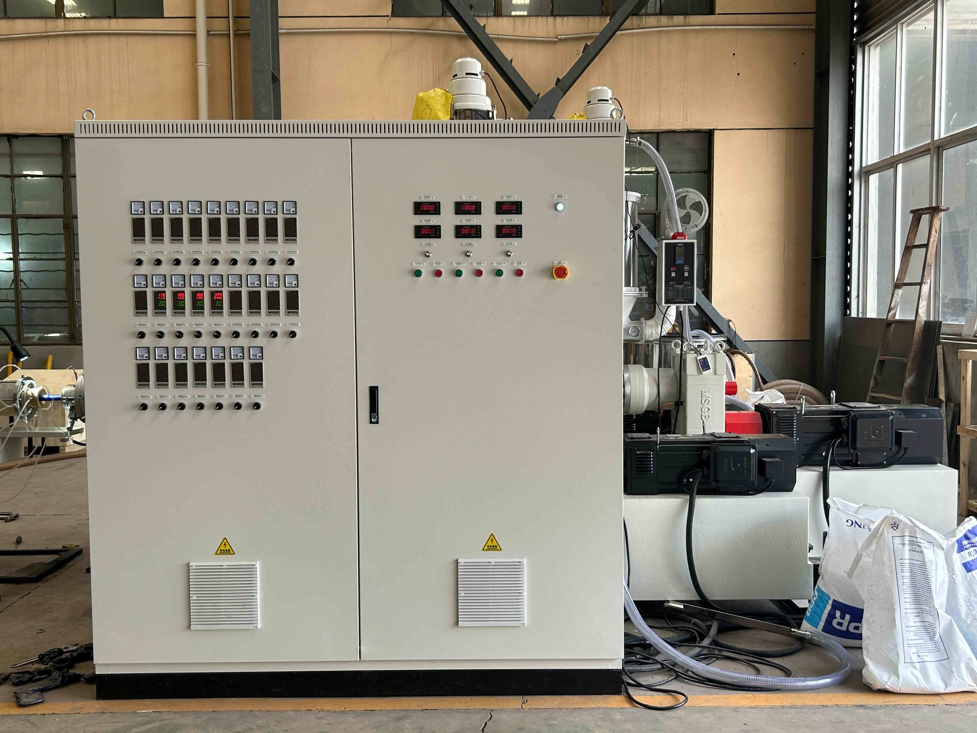 Plastic Pipe Making Manufacturing Machine Gas Pipe Extrusion Production Line PPR Water Pipe Extrusion Machine