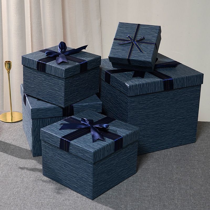 Wholesales Cardboard Package Carton Box, Lid and Base Paper Packaging Gift Box