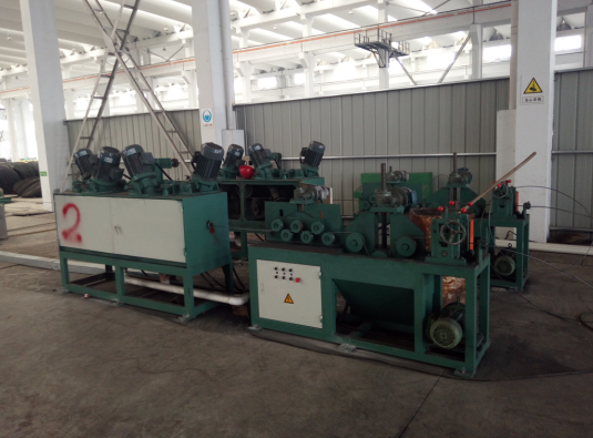 1440rpm 4KW Steel Brush Wire Descaling Machine With Ø5.5mm - Ø20mm Inlet Diameter
