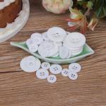 Custom Manfactur Low MOQ 14L Lettering White Ivory Resin Jeans Shirt Round