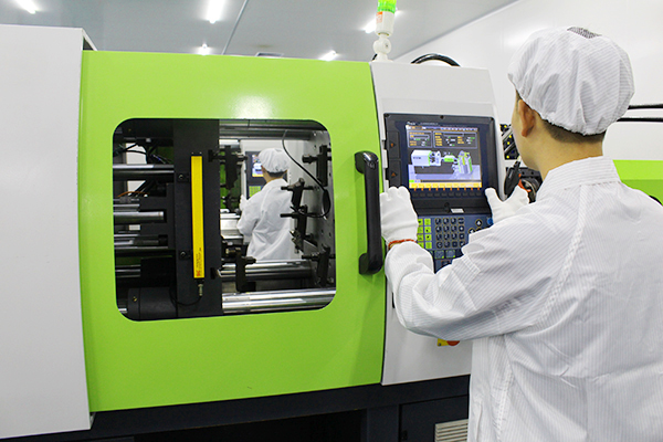 Liquid Silicone Rubber Injection Molding Machine Digital Baby Milk Bottle Making Machine