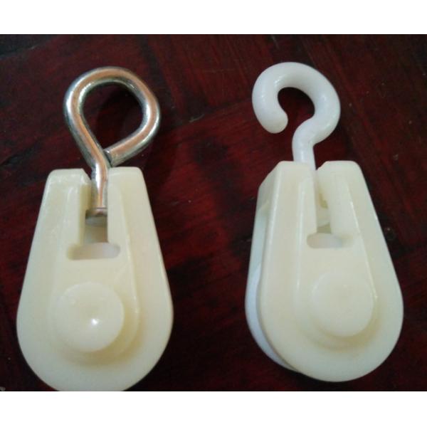 220V 50Hz Poultry Float Nipple Drinker For Broiler Chicken Red