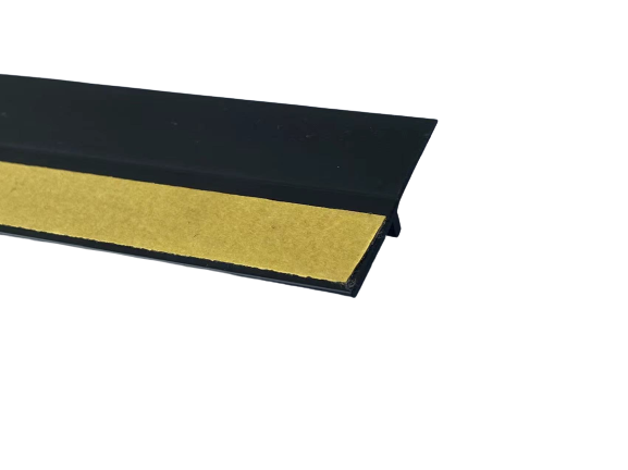 Waterproof and Windproof Rubber Door Seal Strip with Moulding Processing Service