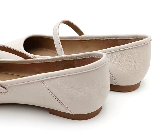 Fashionable Pink Flat Ballerina Shoes With Round Toe Shape OEM ODM