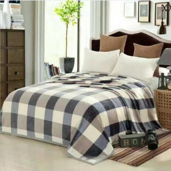 Quality Super Soft Flannel Full 100% Polyester 80 Baby Blanket Swaddling in Any PANTONE Color for sale