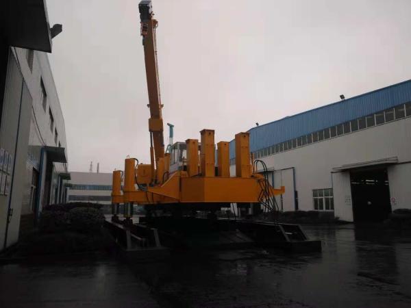 Manual static pile driver for pressing the precast concrete spun pile and square