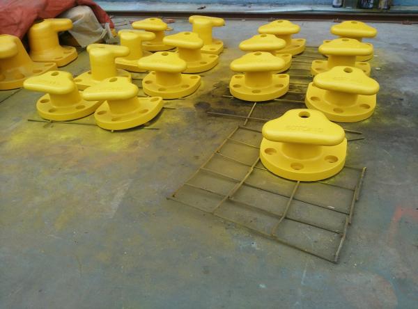 Quality Marine Cast Iron Steel / Mild Steel Tee Head Mooring Bollard With Epoxy Primer Surface for sale