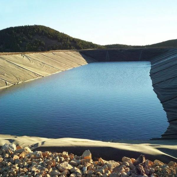Double Texture HDPE Geomembrane Fish Farm Pond Liner with Project Solution Capability