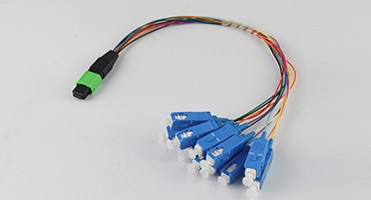 0.2dB Mtp Mpo Patch Cord 8 12 24 cores Singlemode multimode
