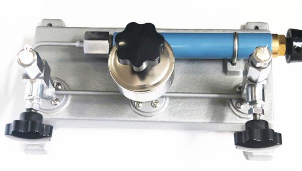 Quality XY-60 High Precision Pressure Gauge Testing Machine for sale