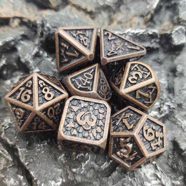 Quality Heavy Metal Dice Sets Wear Resistant Handcrafted Polyhedral Dice Set for sale
