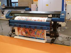 China Roll To Roll Led UV Inkjet Printer Dye Sublimation 3.2m Printer UV Ink CMYK Color wholesale