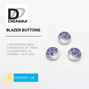 China 3D Fashion Button • Plastic Buttons • Clothing Buttons • ing Buttons • 4 / 2 Holes Resin Buttons wholesale