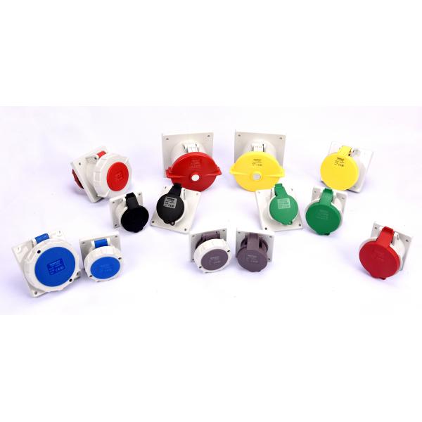 Durable 125A 4P 380V 6H Industrial Panel Mounted Socket Straight