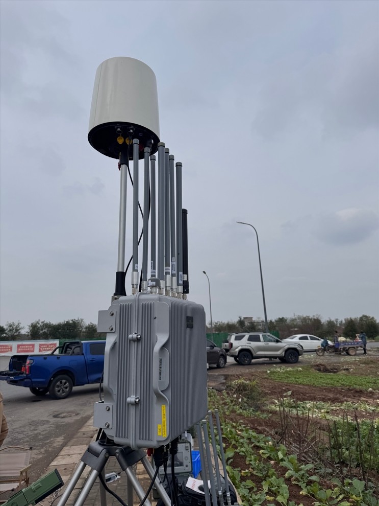 Advanced Drone Spoofing Device: No Electromagnetic Interference, Multi-Mode GPS Spoofing