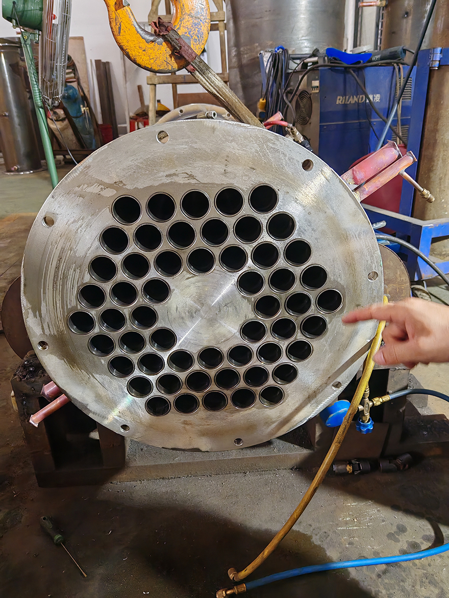 1320x1000x1660 mm Industrial Tube Ice Machine 1ton 1000kg for Business Compressor Power 4.5 kw