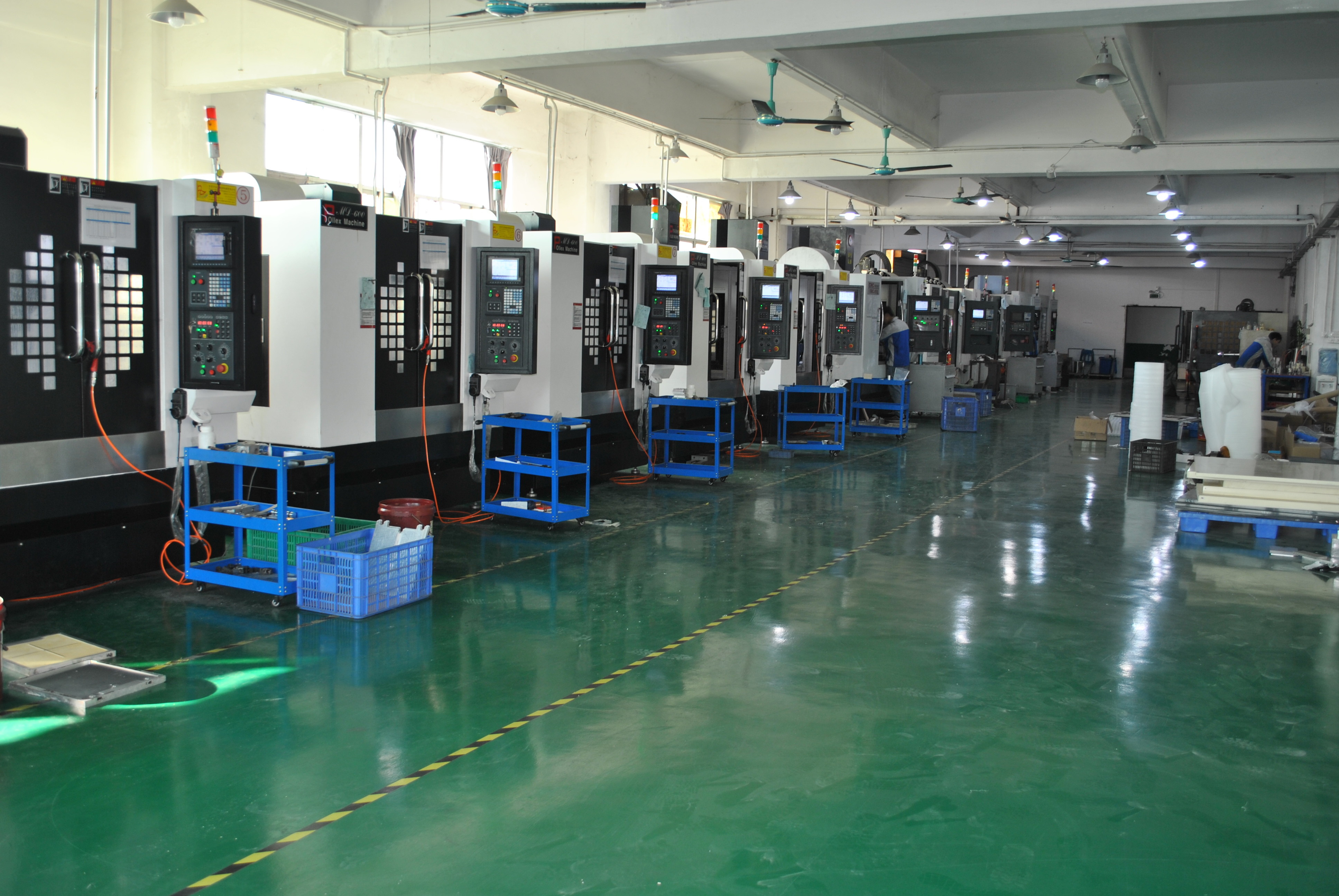 0.005mm Tolerance Precision Injection Mould CNC Machining Part Black Color