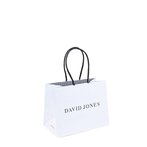 Quality Flat Handle Reusable Paper Shopping Bags , CMYK Small Paper Gift Bags for sale