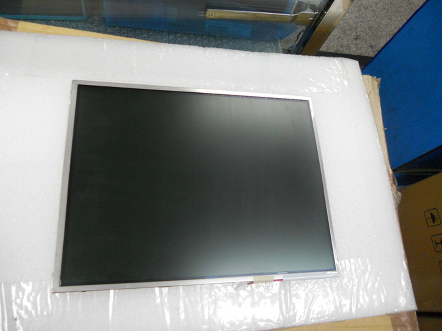 Vphoto APP 10.1" inch LCD LED touchscreen WIFI digital photo frame cloud photo video frame loop display for NFT advertising