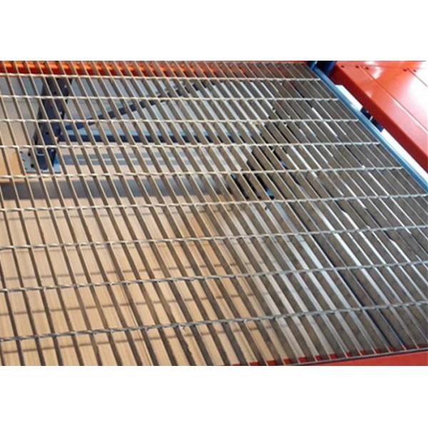 Hot Dipped Galvanized Serrated Steel Grating Shelves Pallet Racking / Display