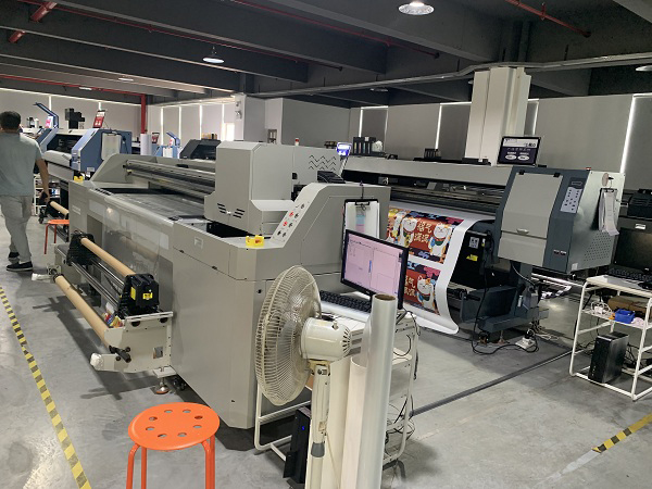 Ricoh Gen5 Gen6 Head UV Hybrid Printer , 2.5m Foam Board Printer