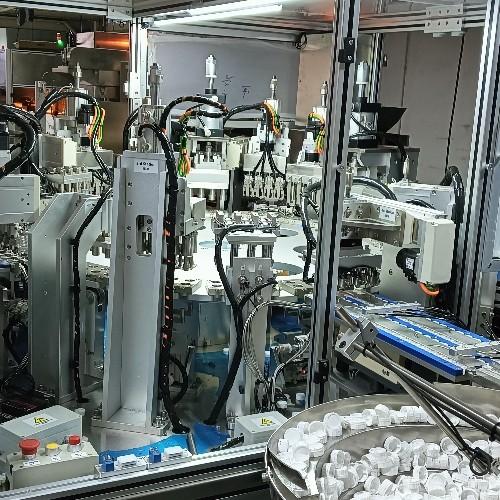Simple Maintenance Easy Operation For Heli Cap Assembly Machine Sencan Non