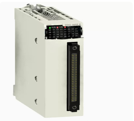 Schneid PLC isolated analog input and output module BMXAMO0410