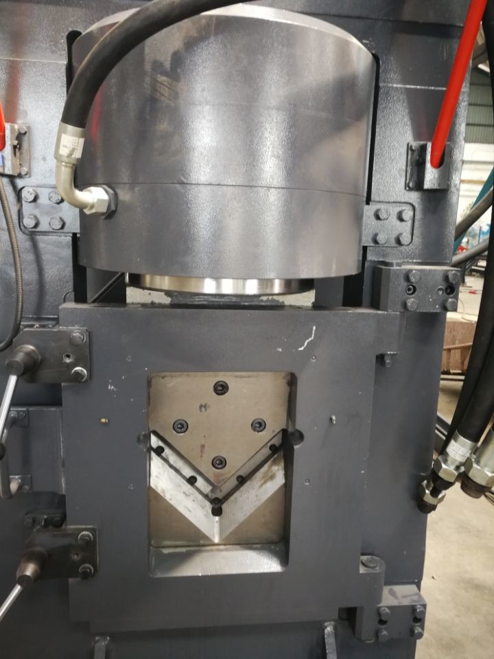 High Speed CNC Angle Punching Marking Cutting Machine , CNC Angle Drilling Machine Line
