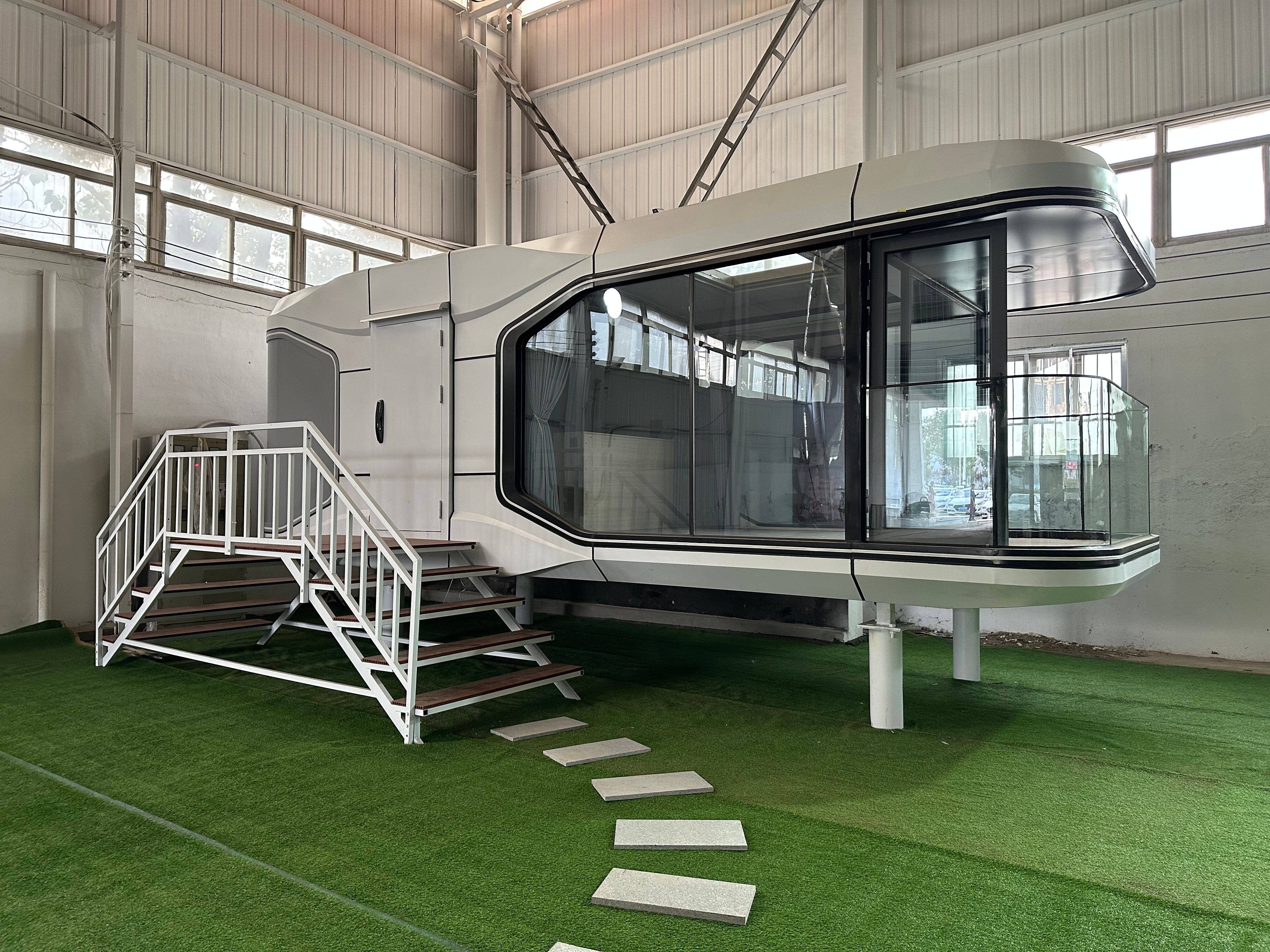 Customized Size Multi-function Intelligent Voice Control Capsule Hotel Tiny Space House for Smart Living