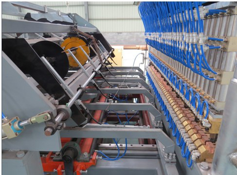 Mesh Hole 50x50mm Gi Wire Net Making Machine Automatic High Effeciency