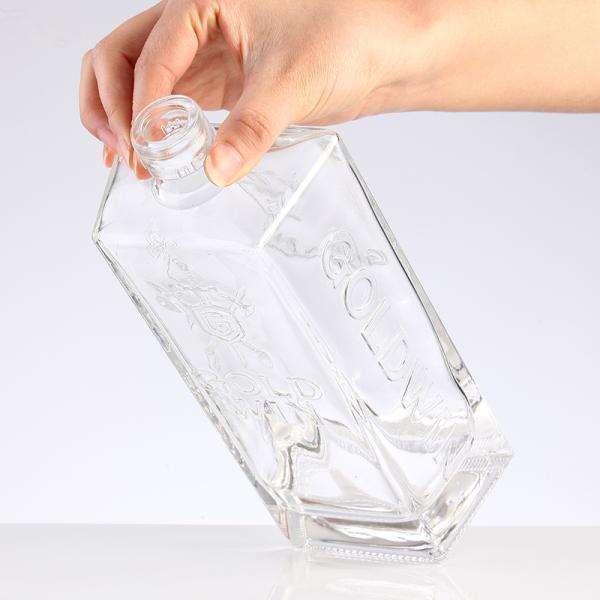 Customized 500ml Glass Bottles for Gin Whisky Clients' Specific Requirements