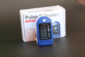 TFT Saturation Fingertip SpO2 Oxygen And Heart Rate Finger Monitor