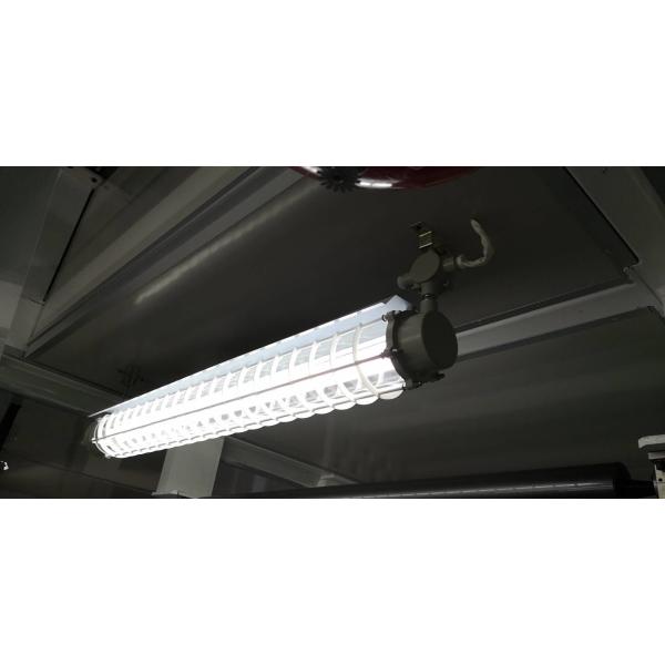 Ex Db Eb IIC T6 Gb/Ex Tb IIIC T80C Db 600mm Explosion Proof Fluorescent Light for Zone 1 2 Safety Class Ⅱ