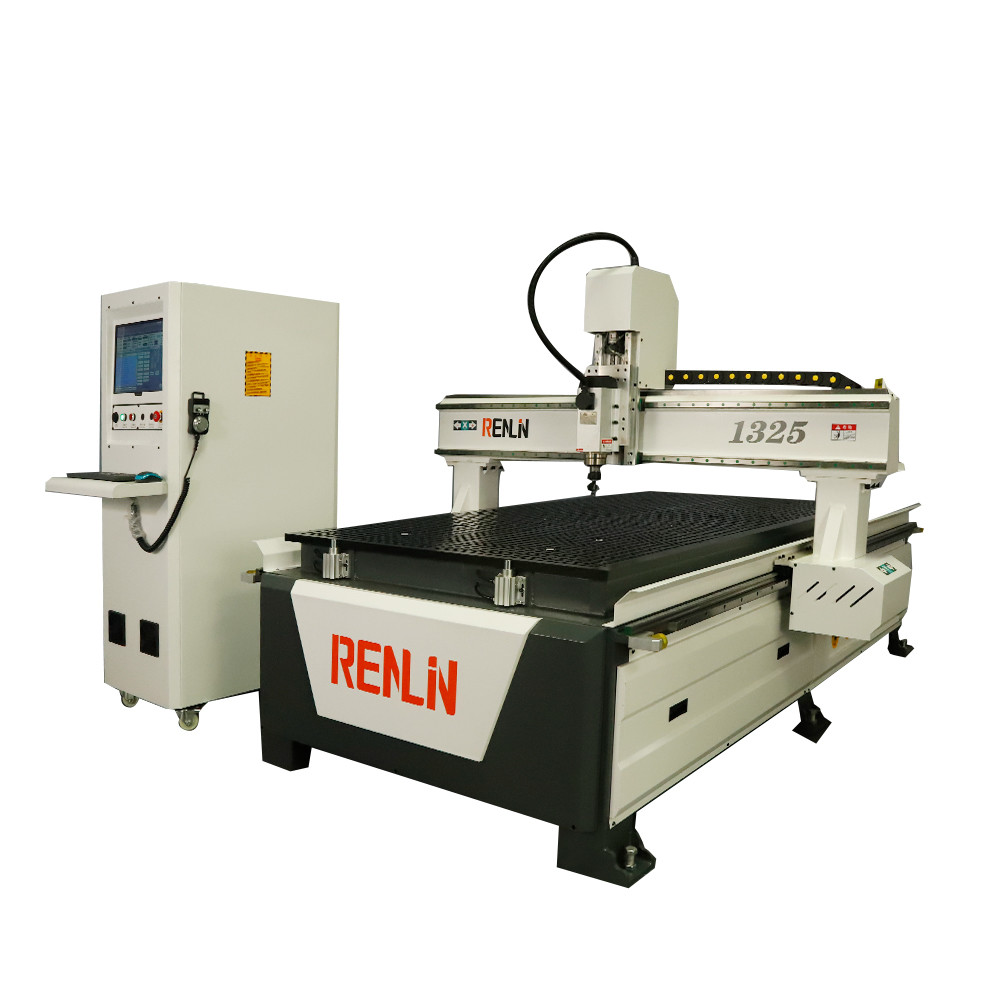 Automatic Oiling CNC Wood Carving Machine 6kw 40m/Min