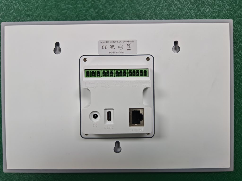 Good Looking White Color 10 inch Android 13 OS 4GB 32GB On Wall Touch Screen Tablet PoE Ethernet HMI Controller