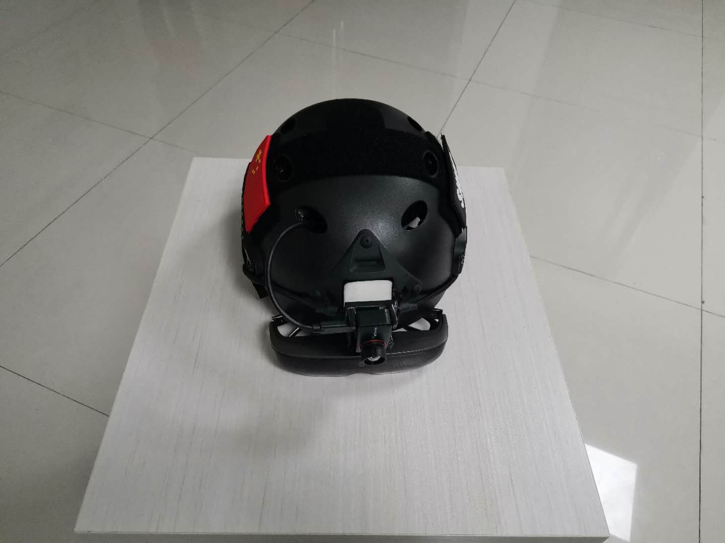 Android 9.0 Non Contact 5m Smart Temperature Measuring Helmet