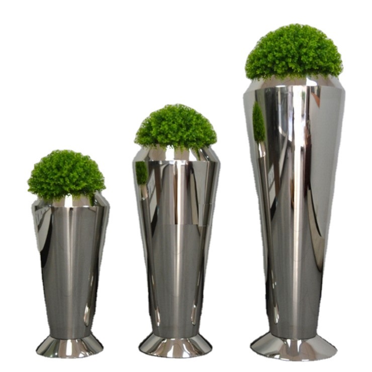 Outdoor and Indoor Flower and Garden oval metal planter