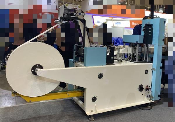 Quality 600mm Napkin Tissue Paper Napkin Machine PLC Paper Forming Machine 50Hz for sale