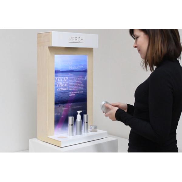 LCD Screen Interactive Showcase Display For Customers Shopping 0