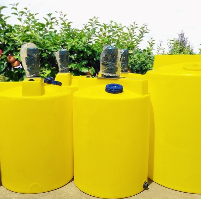Anti Oxidation Flat Bottom Rotomolding PE Dosing Tank Acid And Alkali Dosing System Rotoplastic Process