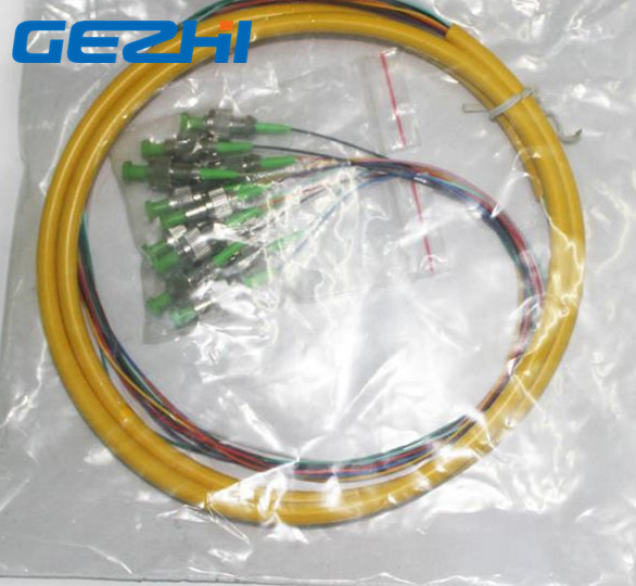 APC / FC Patch Cord Accessories Cord 8 Cores 12 Cores Green Tight Buffer
