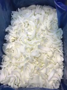China IQF Frozen White Onion Slice, natural length, thickness rang from 3 mm to 10 mm wholesale