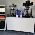 Electrical 300 KN~2000kn Capacity Universal Testing Machine Brick Compression