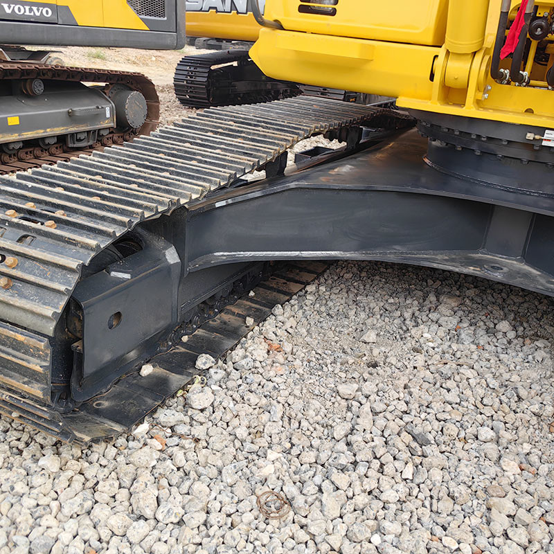 Used Komatsu PC240 hydraulic Excavator original Engine 400L Large Fuel Tank Quality Guaranteed