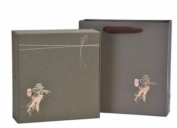 Wholesale clear plastic bouquet square gift paper cardboard packaging luxury flower box,Gift Paper Hat Flower Box BAGEAS