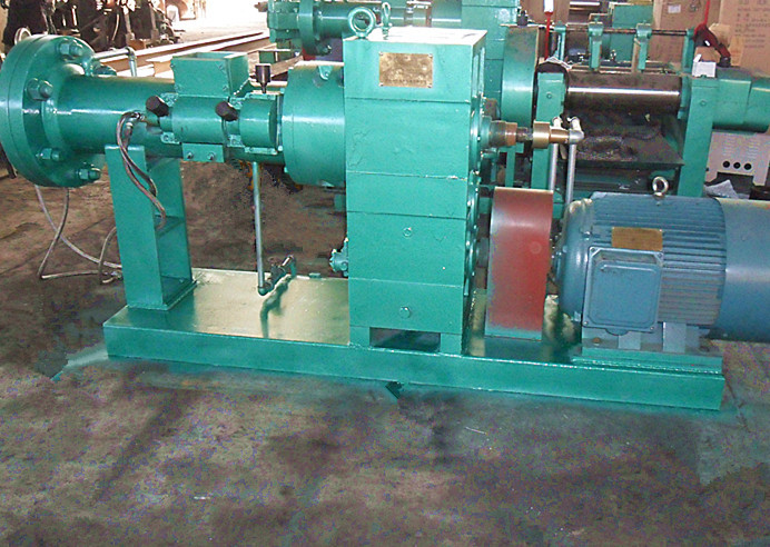 Silicone Rubber Vacuum Hose Machine / Rubber Extruder Machine