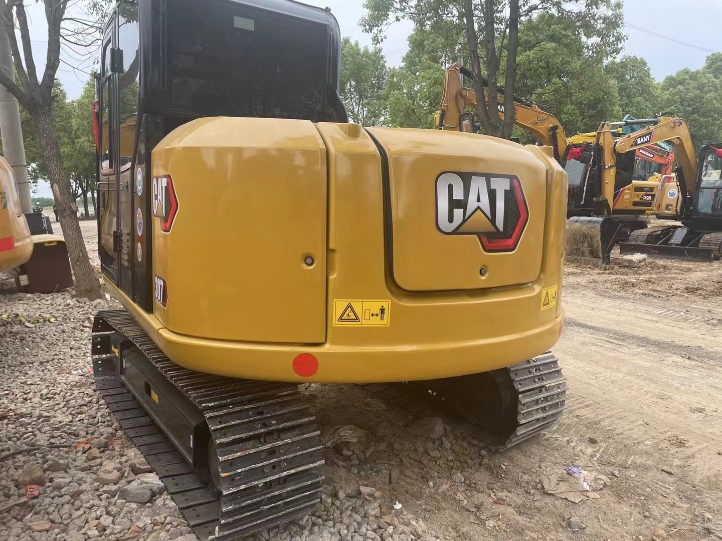 Export of Used Cat excavator Cat 307D In neat condition , all for a better price