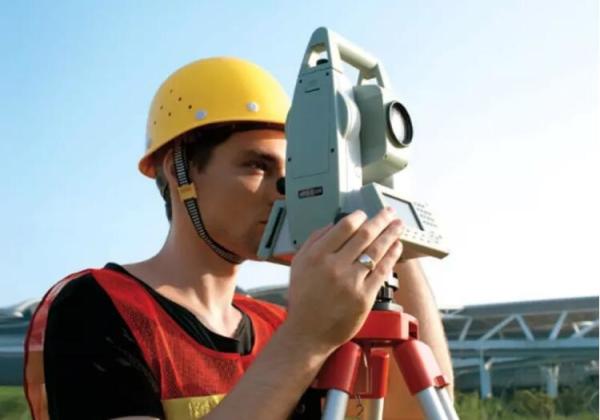 Quality HTS-220/R Quick Surveying Portable High Precision Total Station Real-time Total Station Price for sale