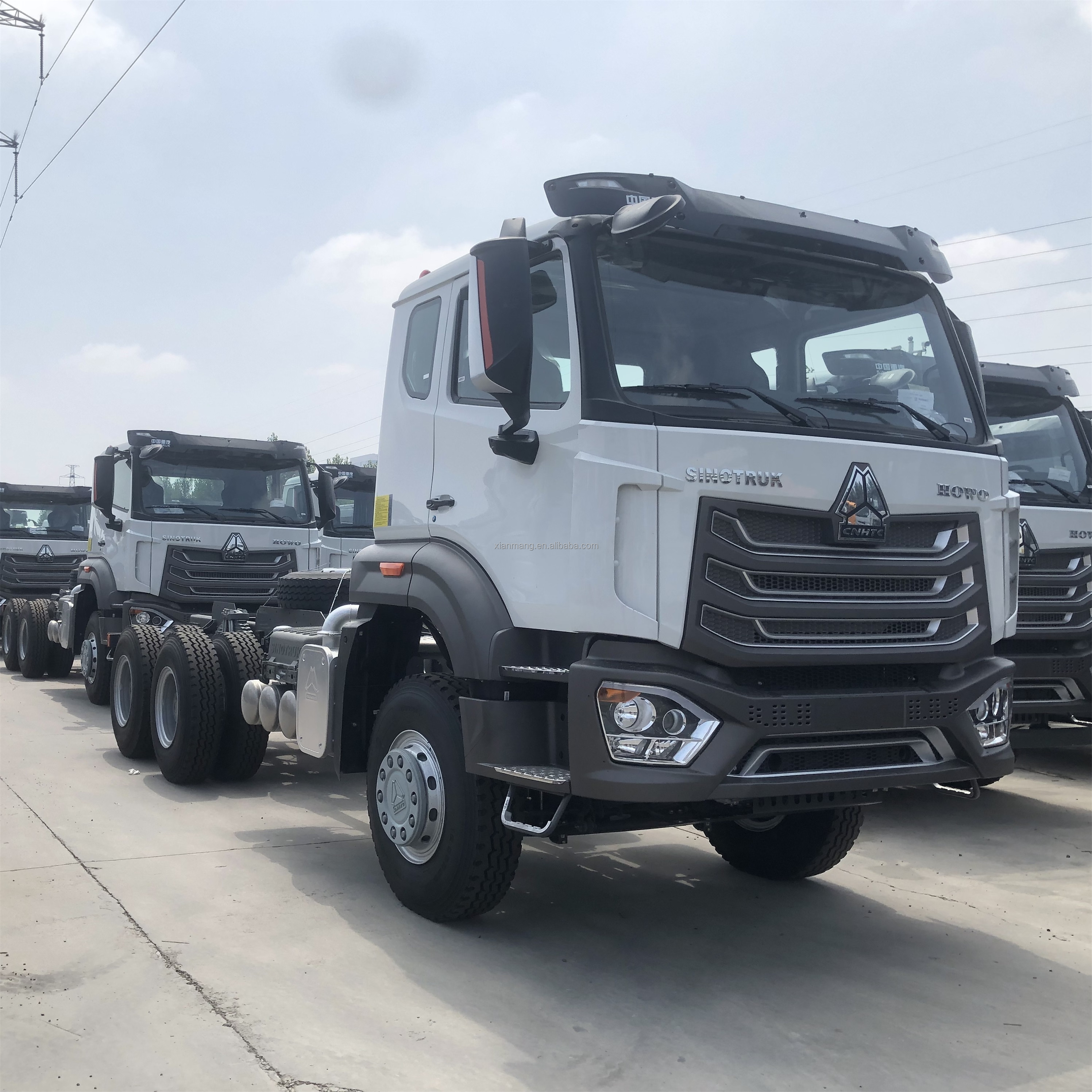 Second Hand 6*4 10 Wheeler 400HP Howo NX Horse Tractor Trucks With Manual Window WEICHAI Engine