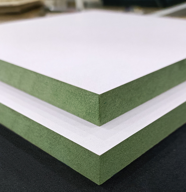 680-830KG/M3 Density White Melamine Laminated MDF Board for Furniture Industry
